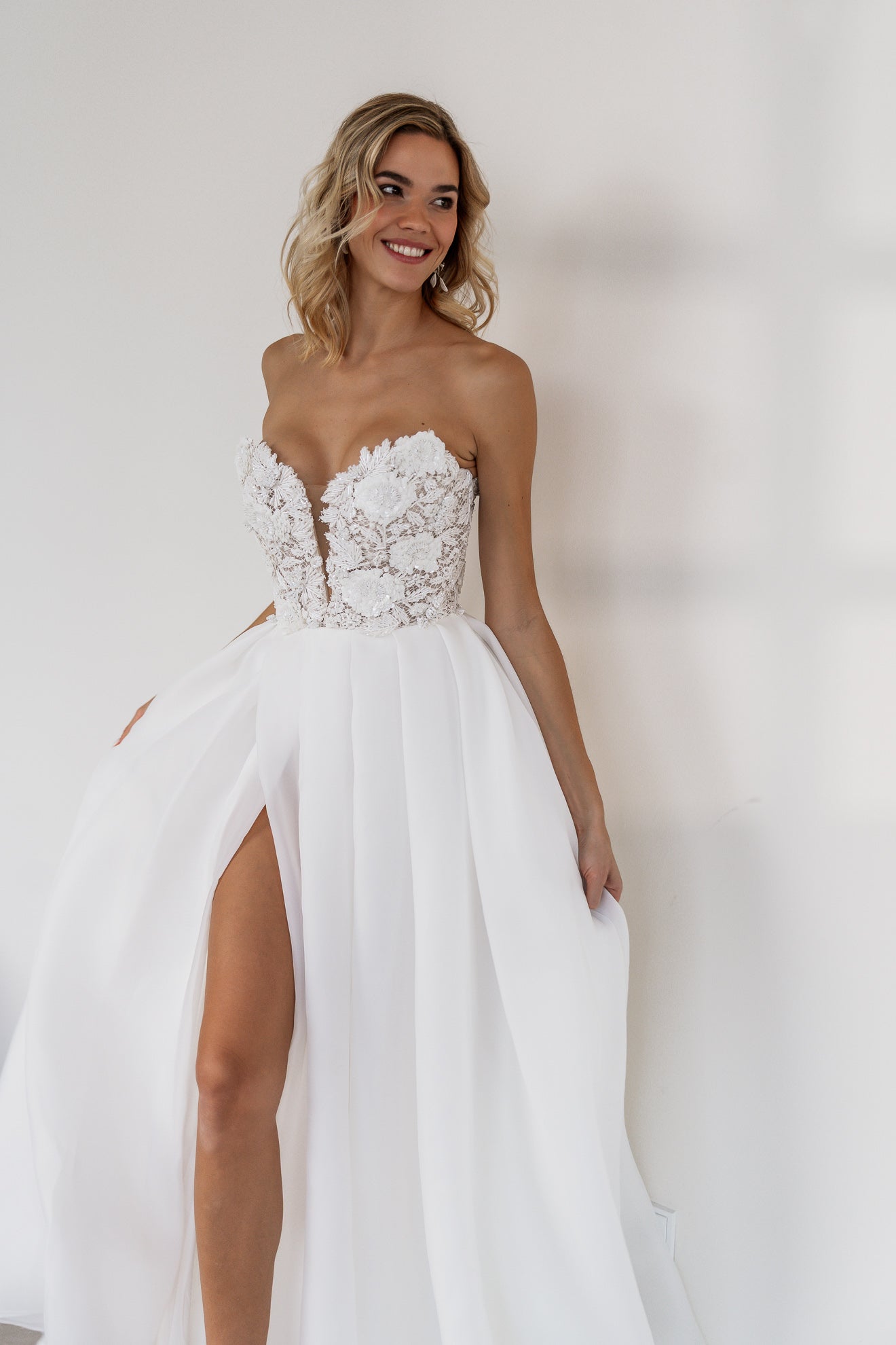 Hailey Holly Kleid