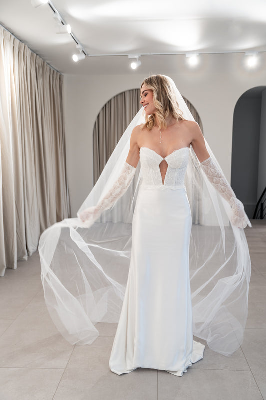 Hera nur Kleid