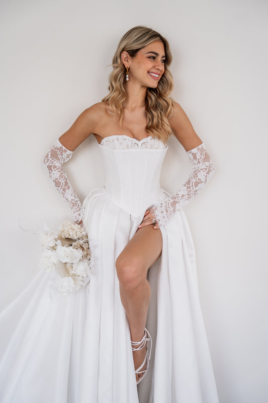 Ellie Halbcorsage
